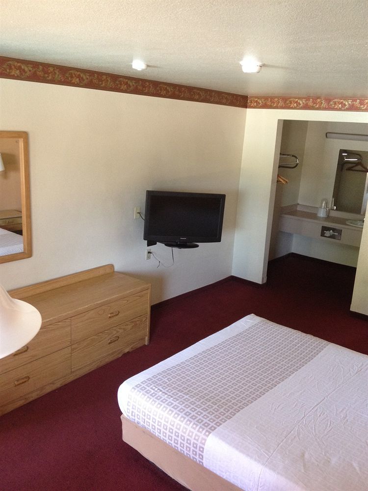 Travelers Inn - Phoenix Bagian luar foto