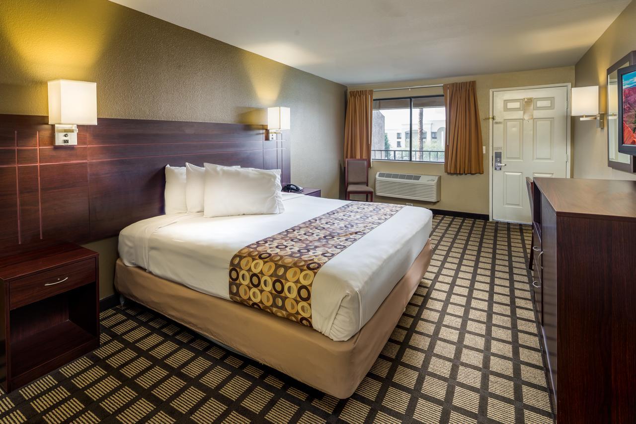 Travelers Inn - Phoenix Bagian luar foto
