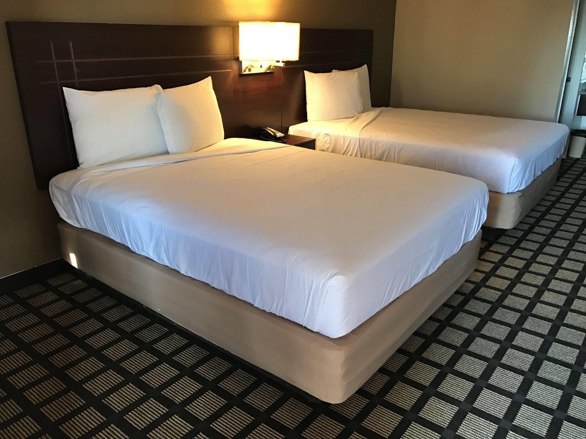 Travelers Inn - Phoenix Bagian luar foto