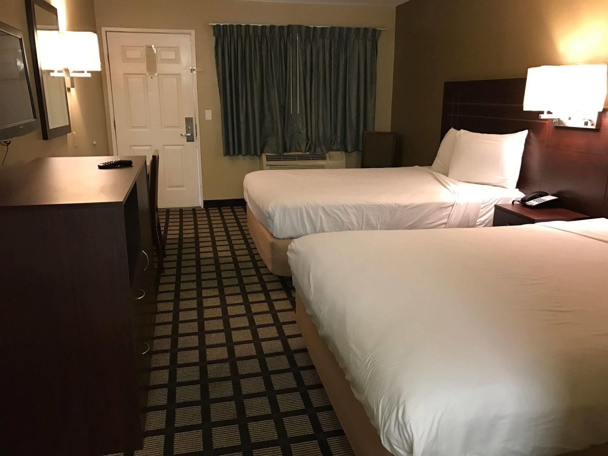 Travelers Inn - Phoenix Bagian luar foto