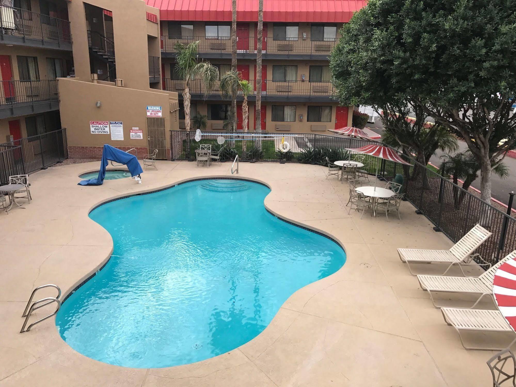 Travelers Inn - Phoenix Bagian luar foto