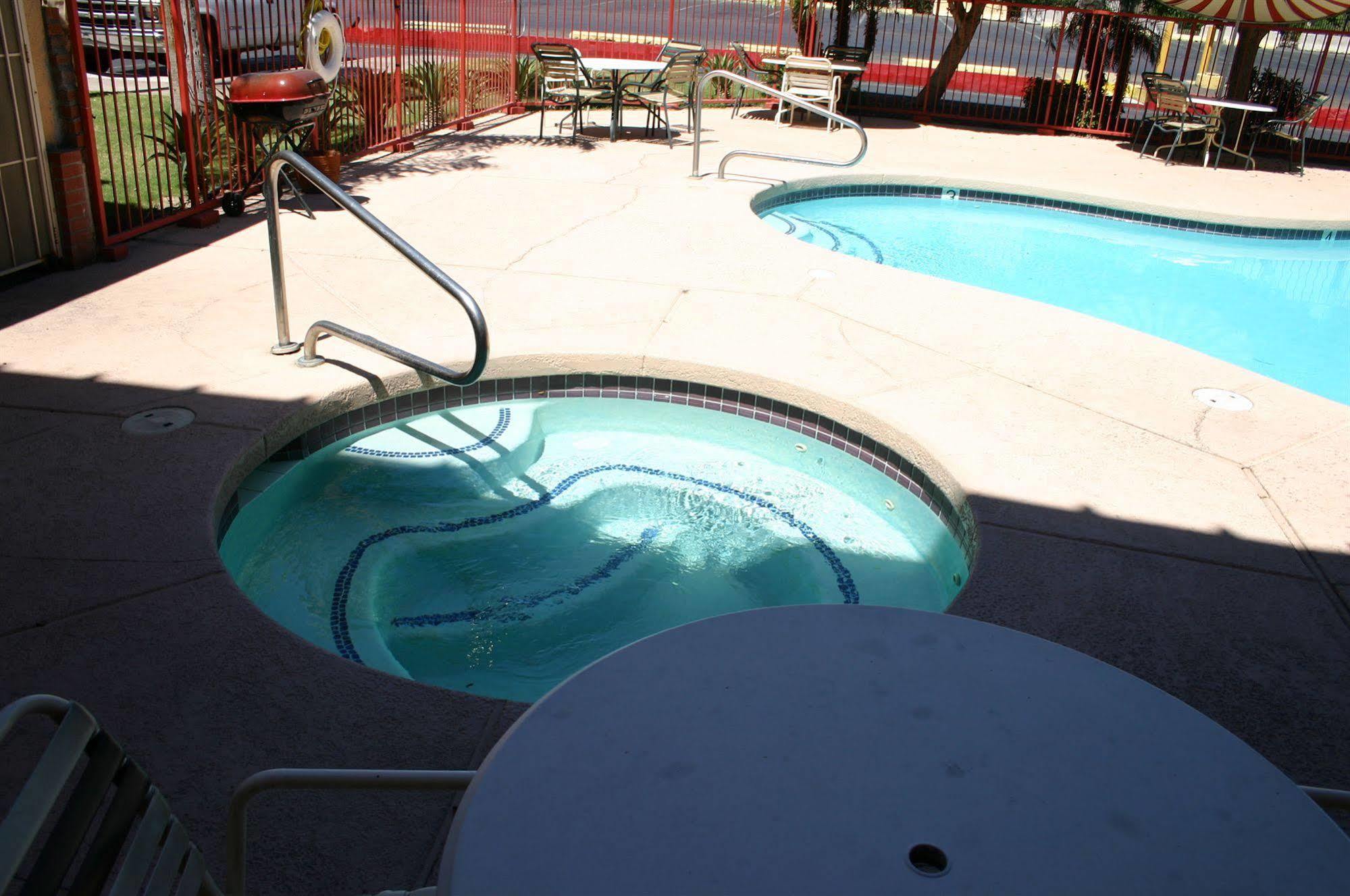 Travelers Inn - Phoenix Bagian luar foto